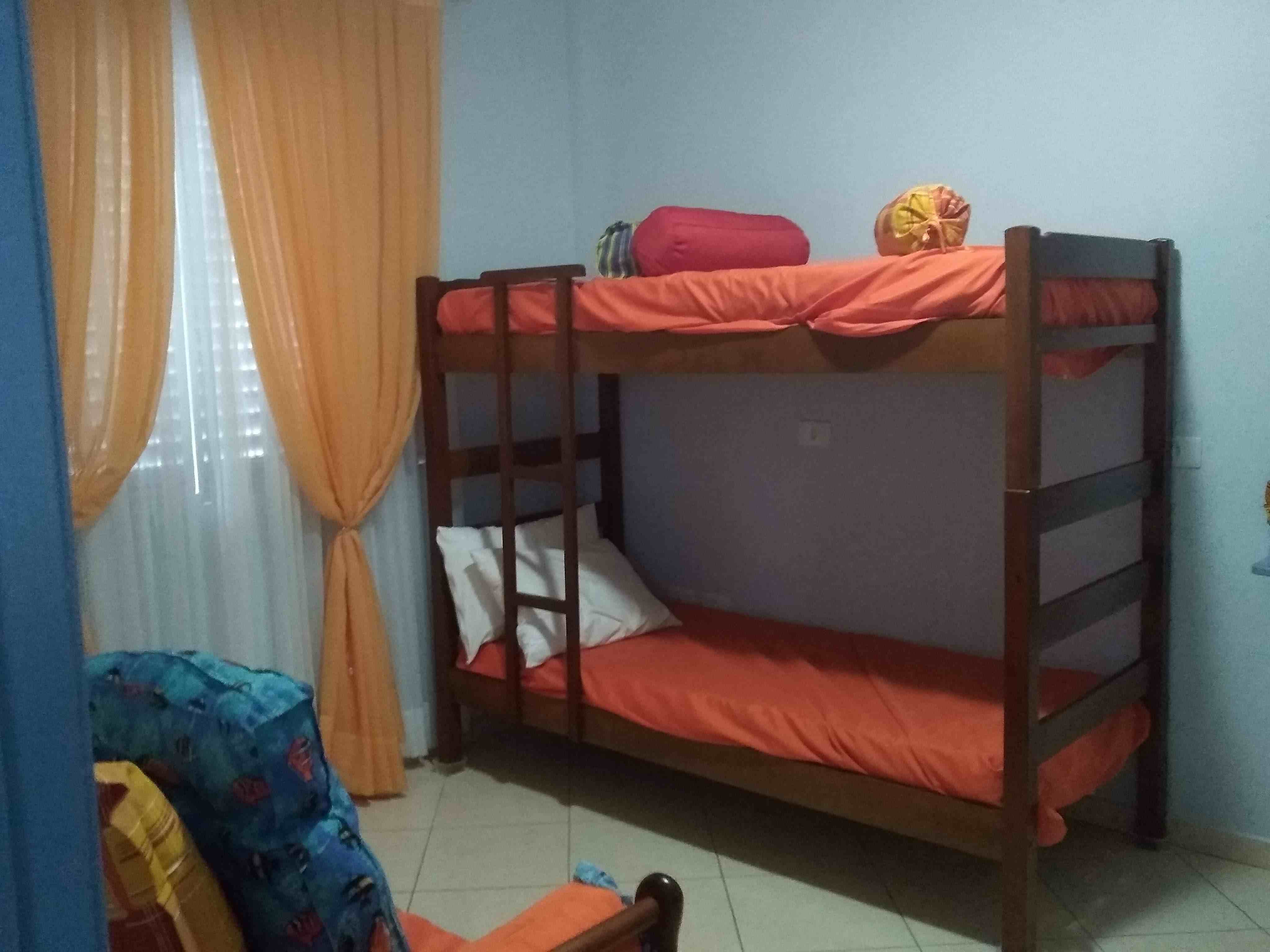 Excelente apto no Itagua com otima localização!