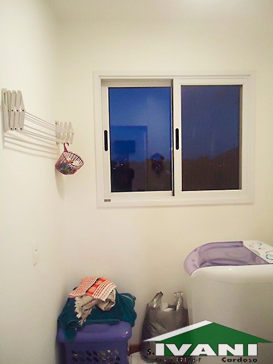 Apartamento muito bem localizado próximo ao centro comercial e Aquário de Ubatuba, no Itagua .