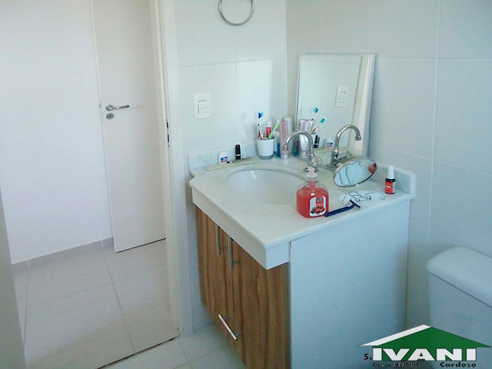 Apartamento muito bem localizado próximo ao centro comercial e Aquário de Ubatuba, no Itagua .