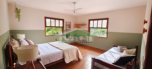 Linda propriedade com piscina em área de 65 mil m²